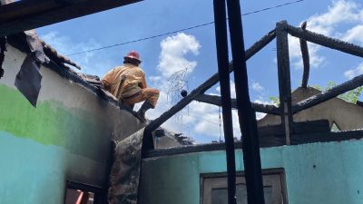 Lupa Mematikan Kompor Saat Lebaran, Rumah Warga Pare Hangus Terbakar