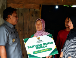 Nenek Suyatmi Terima Bantuan Bedah Rumah dari Program RTLH Pemkab Nganjuk