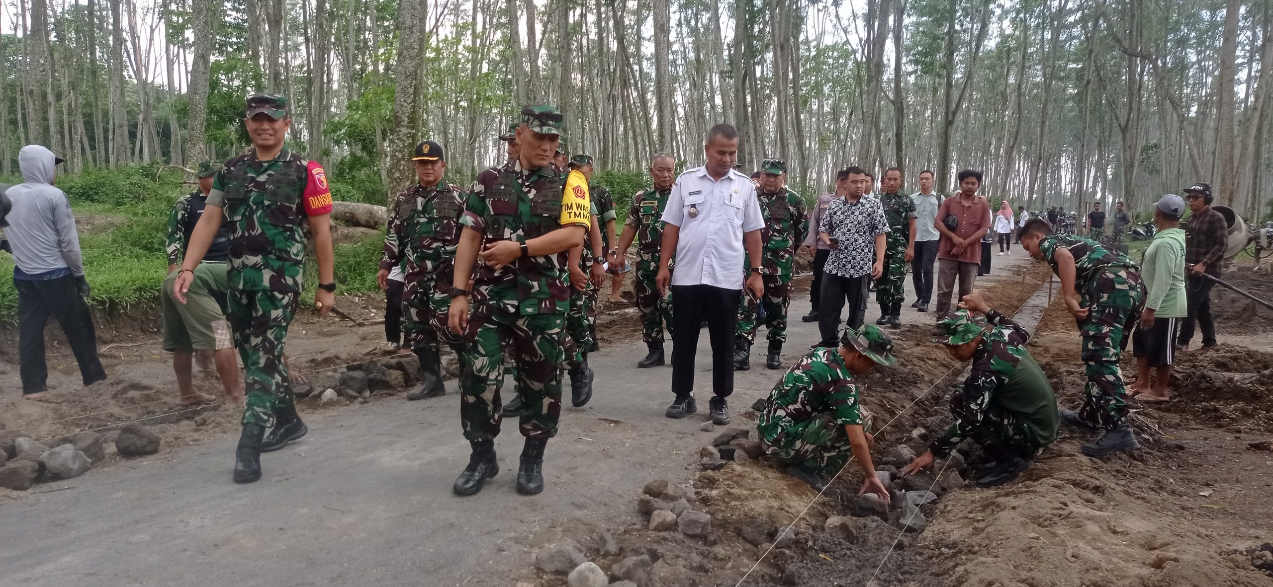 Tim Wasev Mabes TNI Nilai Progres TMMD ke-127 Kodim 0809 Kediri Sesuai Target