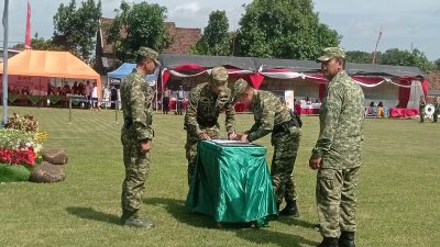 Kasdam V/Brawijaya Tutup TMMD ke-127 Kodim 0809 Kediri Kasdam Minta Sarana yang Dibangun Dijaga dan Dimanfaatkan Masyarakat