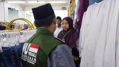 Senyum Sumringah, Puluhan Anak Yatim di Ponorogo Diajak Berbelanja Baju Lebaran Gratis