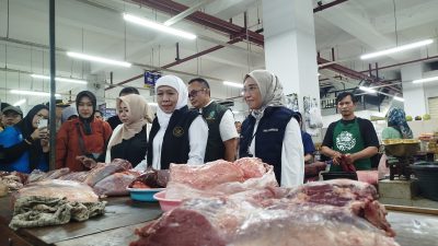 Harga Bapokting di Pasar Legi Ponorogo Stabil Pasca Lebaran, Khofifah Pastikan Distribusi Lancar
