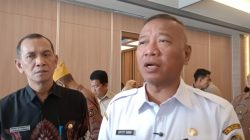 Warga Tanami Jalan Rusak dengan Pohon Pisang, Pemkab Tulungagung Targetkan 50 Persen Perbaikan Tuntas pada 2026