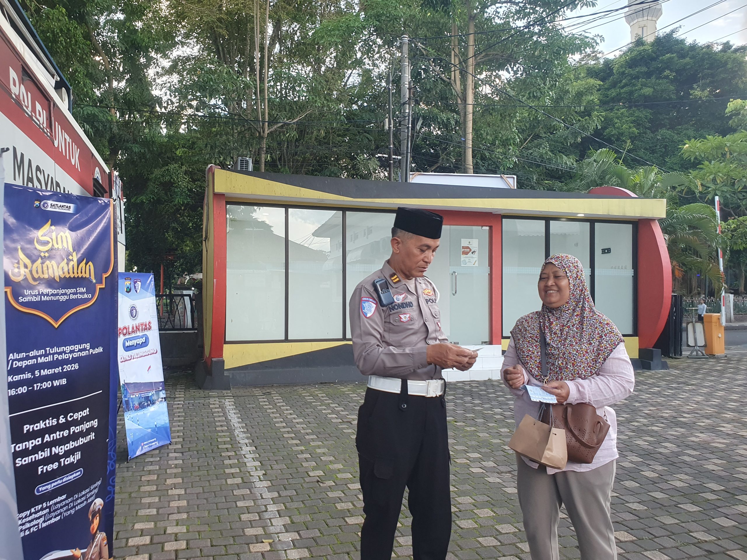 Ngabuburit Sambil Urus SIM, Layanan SIM Ramadan di Tulungagung Layani 20 Pemohon dalam Satu Jam