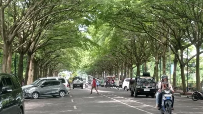 Kawasan SLG Jadi Tempat Favorit Ngabuburit Warga Jelang Berbuka Puasa