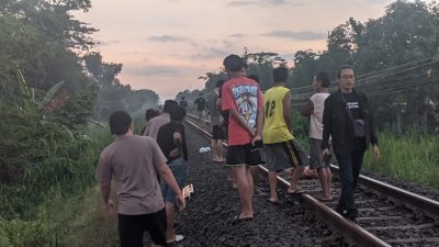 Geger, Pria Paruh Baya Tanpa Identitas Ditemukan Tewas di Rel Kereta Api Desa Kepuhrejo Tulungagung