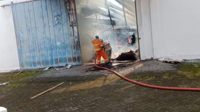 Bekas Pabrik Rokok Terbakar, Kerugian Ditaksir Jutaan Rupiah