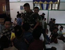 Anjangsana dan Safari Ramadan Satgas TMMD 127 di Masjid Al-Munir Kediri