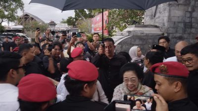 Ziarah ke Makam Bung Karno di Blitar, Megawati Doakan Keselamatan Bangsa