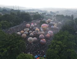 Puluhan Balon Udara Siap Dilombakan dalam Reyog Balloon Carnival