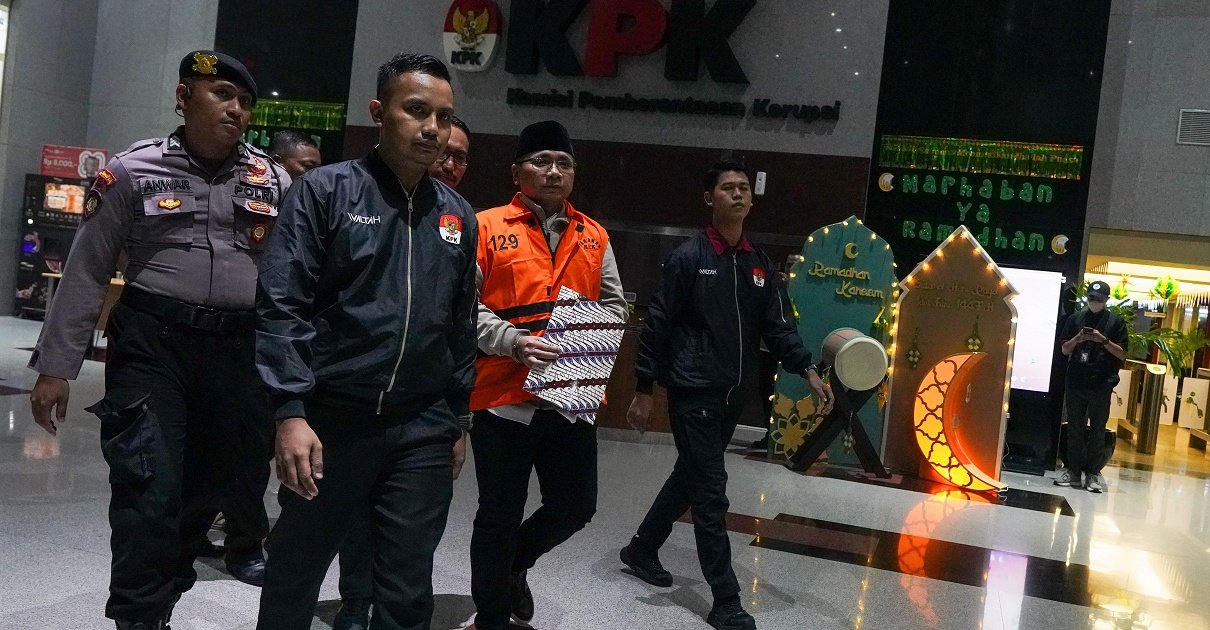 KPK Tahan Mantan Menteri Agama Terkait Dugaan Korupsi Kuota Haji 2023–2024
