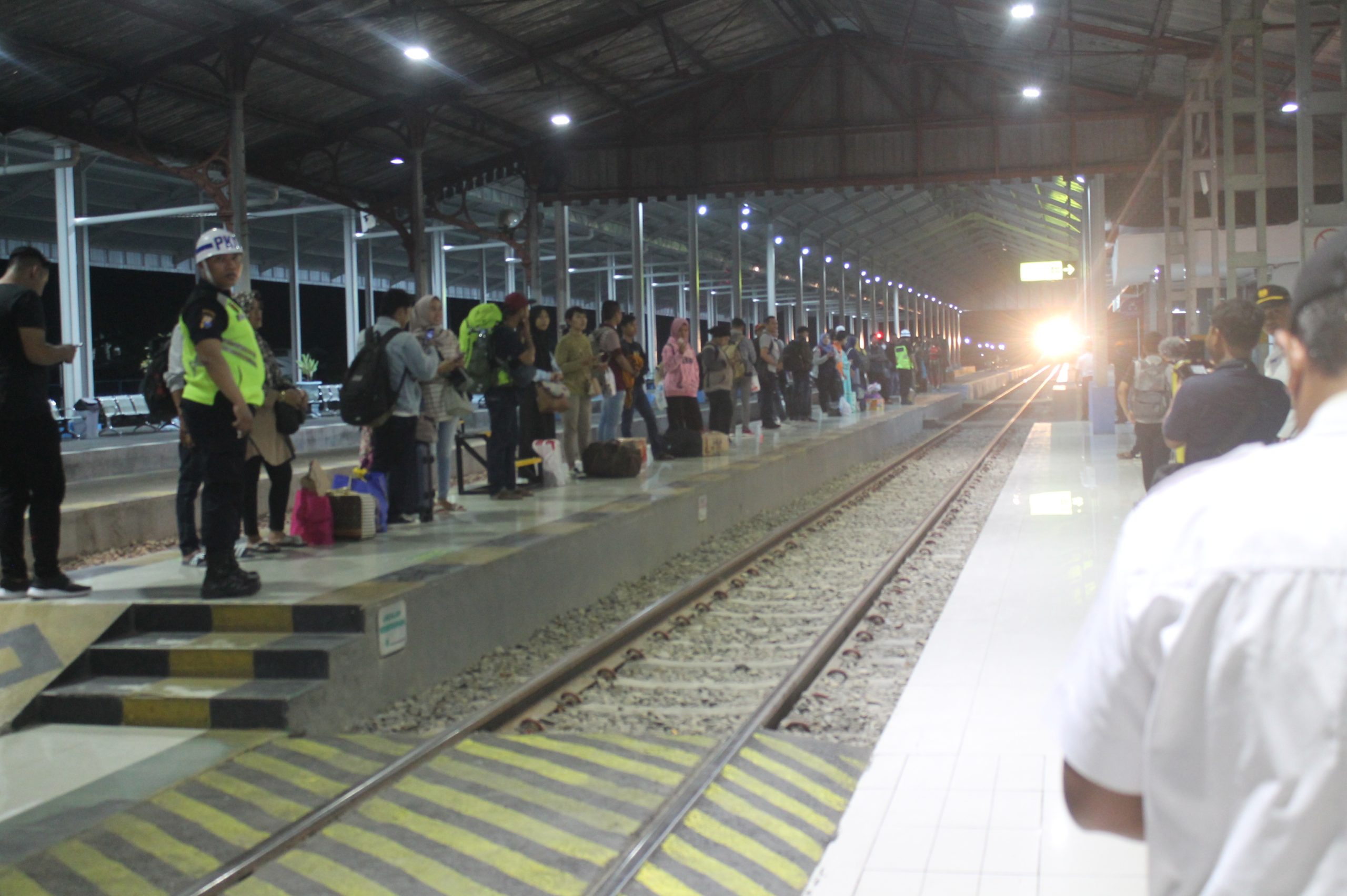 Imbas Insiden Bekasi Timur, KAI Daop 7 Madiun Sampaikan Maaf dan Beri Kompensasi