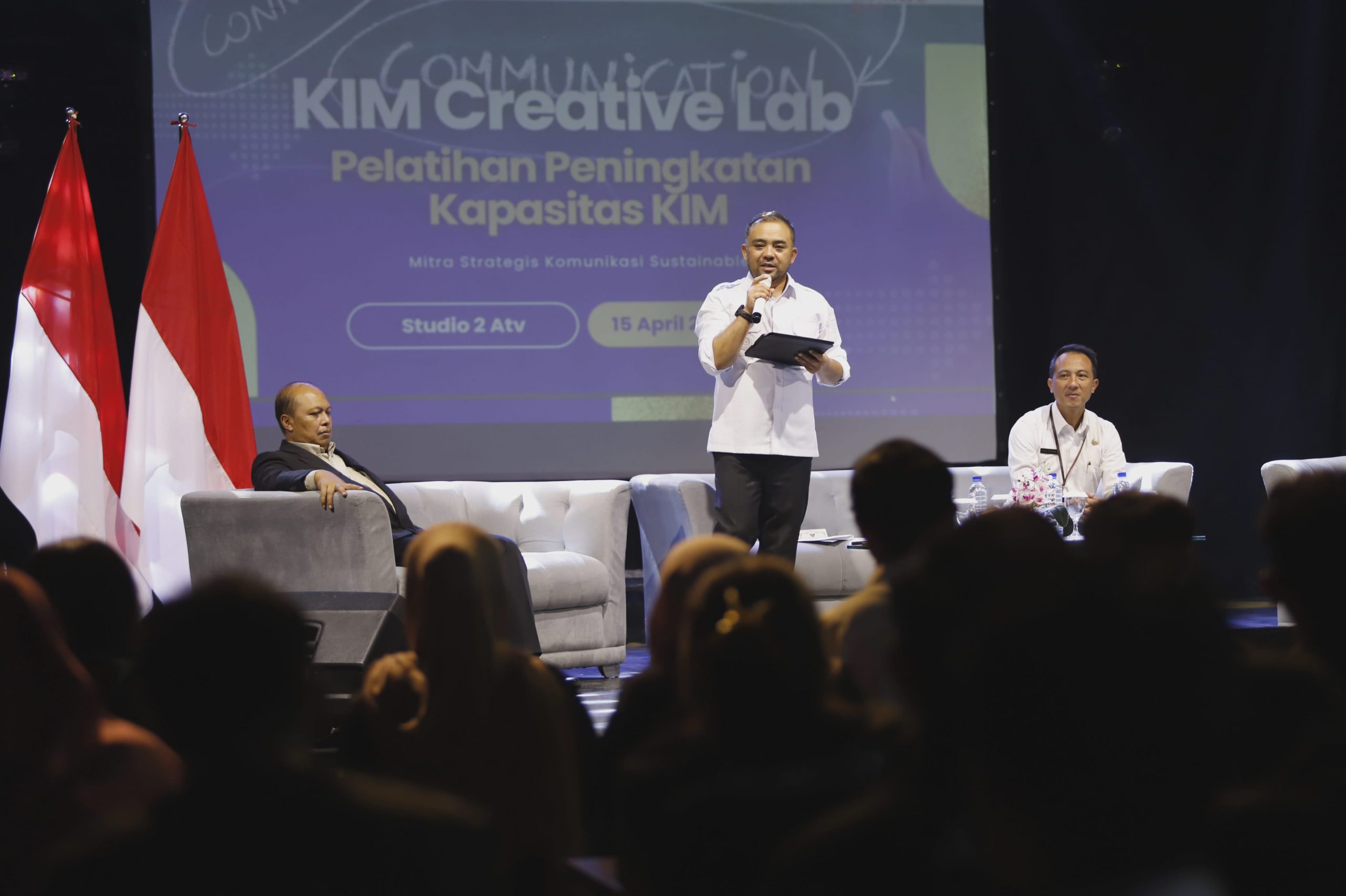 Buka Workshop KIM 2026, Wawali Heli Suyanto Tekankan Peran Strategis Tangkal Hoaks dan Promosi Potensi Desa