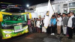 Diiringi Talbiyah, Plt Wali Kota Heli Suyanto Lepas 226 Jemaah Haji Kota Batu