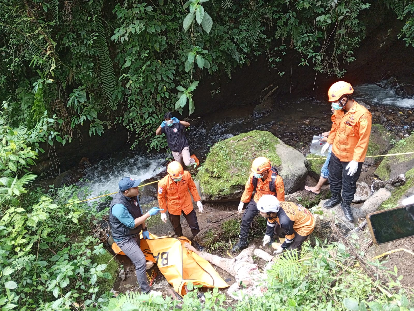 Pemuda Lompat dari Jembatan Cangar, Polisi Ungkap Identitas Korban Asal Lumajang