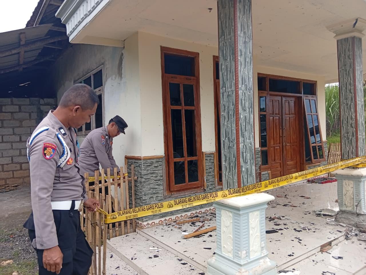 Rumah Warga Bantur Rusak Diduga Akibat Ledakan Bom Ikan, Polisi Selidiki Pelaku