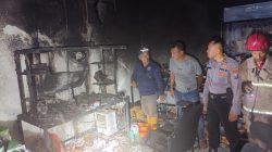 Konter Handphone di Babat Lamongan Hangus Terbakar, Kerugian Capai Puluhan Juta