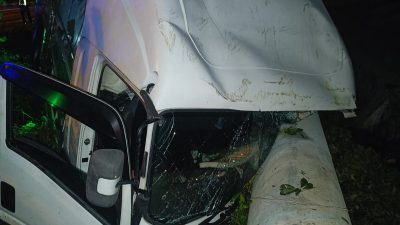 Truk Muat 25 Ton Jagung Terjun ke Irigasi di Deket, Hantam Pipa Petrokimia Gresik