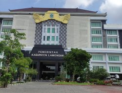 Peringati Hari Bumi, Pemkab Lamongan Padamkan Listrik Gedung Pemerintahan Selama Dua Jam