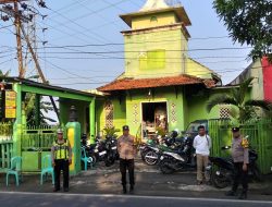 Pengamanan Ketat dari Polsek Pesantren, Ibadah Paskah di Tiga Gereja Berlangsung Aman dan Khidmat