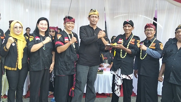 Dua Dekade Wahyu Kridha Budaya, Kirab dan Larung Sesaji Teguhkan Spirit “Cipta, Rasa, Karsa” Seniman Kediri