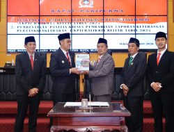 DPRD Kota Blitar Gelar Paripurna LKPJ 2025, Bentuk Pansus untuk Pendalaman