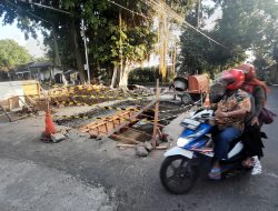 Tanggapi Keluhan Warga, DPUPR Kota Kediri Perbaiki Gorong-Gorong Ambles di Jalan Kamboja