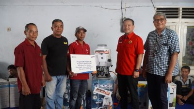 Perkuat Ketahanan Pangan, BRI Jombang Salurkan Bantuan Sprayer untuk 11 Kelompok Tani