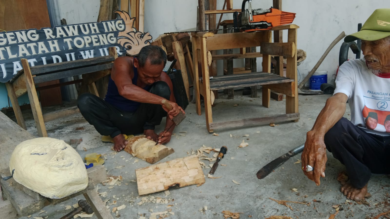 Produksi Topeng Digenjot, Sanggar Jatiduwur Kembangkan Seni Sekaligus Ekonomi Kreatif