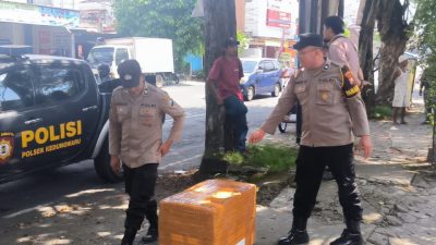 Bikin Geger Warga, Kotak Misterius Tergeletak Dua Hari di Trotoar, Polisi Pastikan Aman