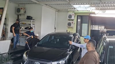 Geledah Rumah Kadis Kominfo Kota Madiun, KPK Sita 2 HP dan Dokumen SPPD