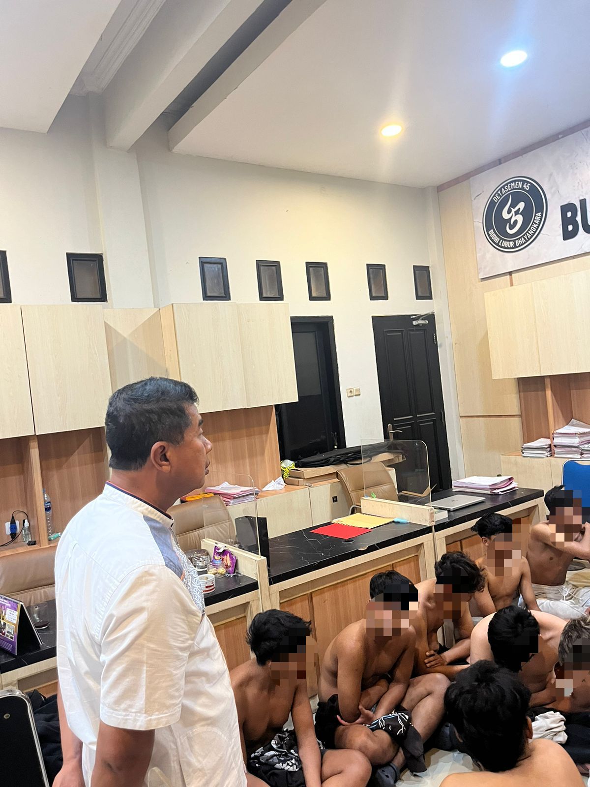 Polres Kediri Amankan 13 Terduga Pelaku Pengeroyokan di Kandat