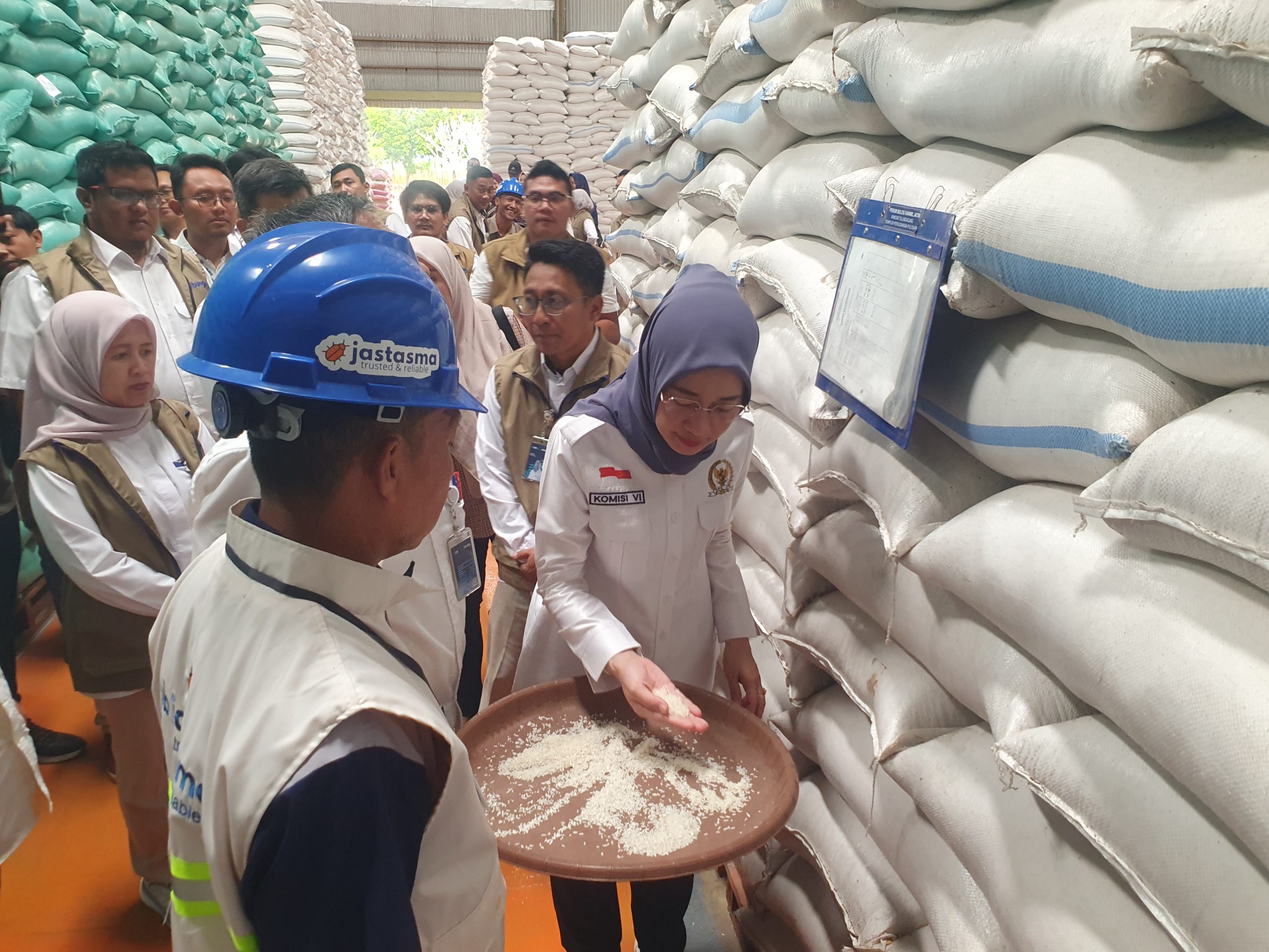 Disimpan Setahun, Kualitas Beras Bulog Tulungagung Tetap Terjaga