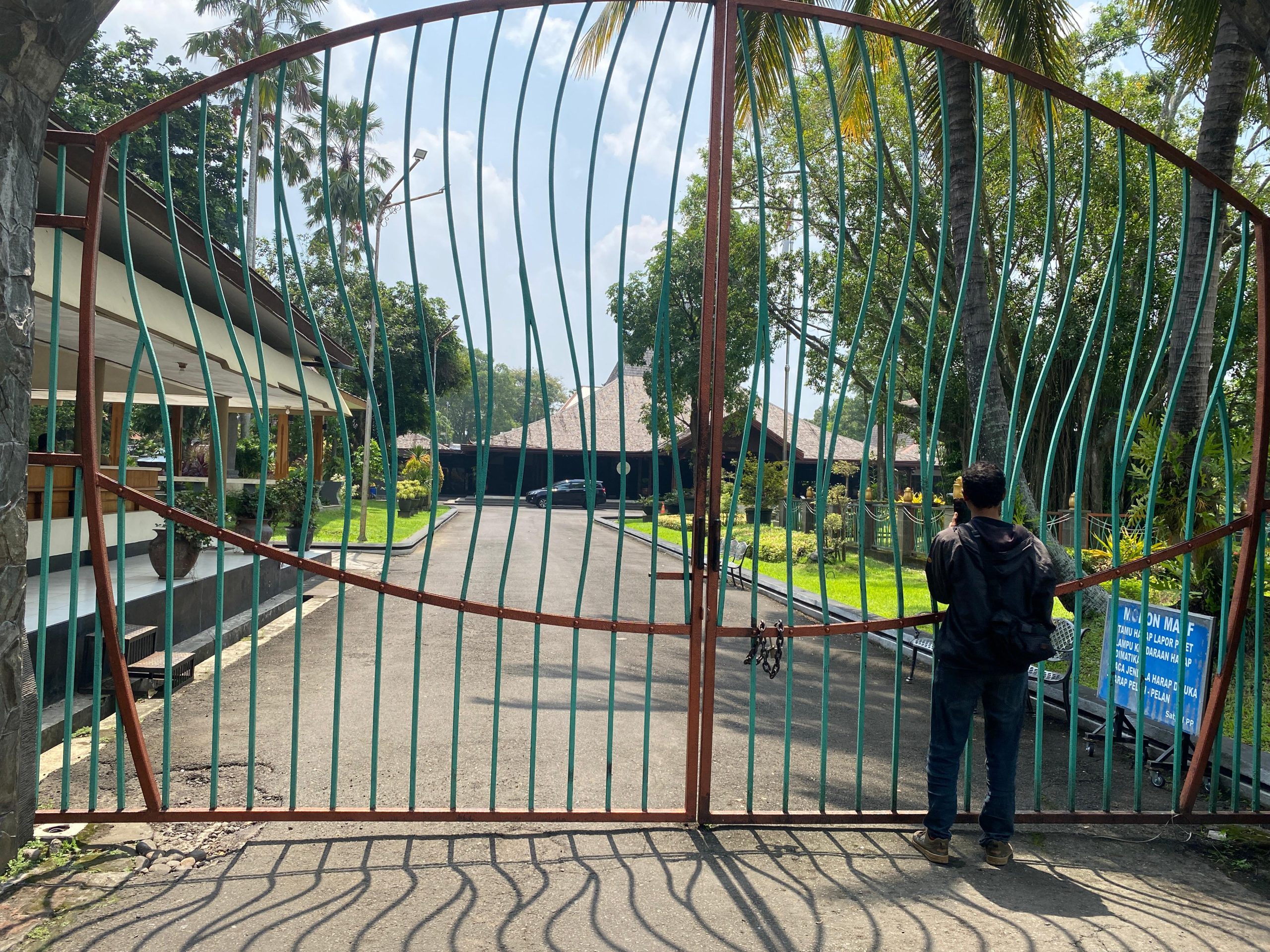 KPK Geledah Sejumlah Lokasi di Tulungagung, Temukan Surat Diduga untuk Tekan 16 Kepala OPD