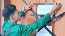 Dua Kali Audiensi Gagal, Mahasiswa Segel Ruang Aspirasi DPRD Tulungagung