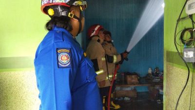 Dapur Rumah Warga Tulungagung Terbakar, Pemilik Alami Luka Bakar Akibat Bensin Bocor