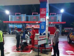 Antisipasi Panic Buying BBM, Polres Blitar Intensifkan Patroli ke SPBU