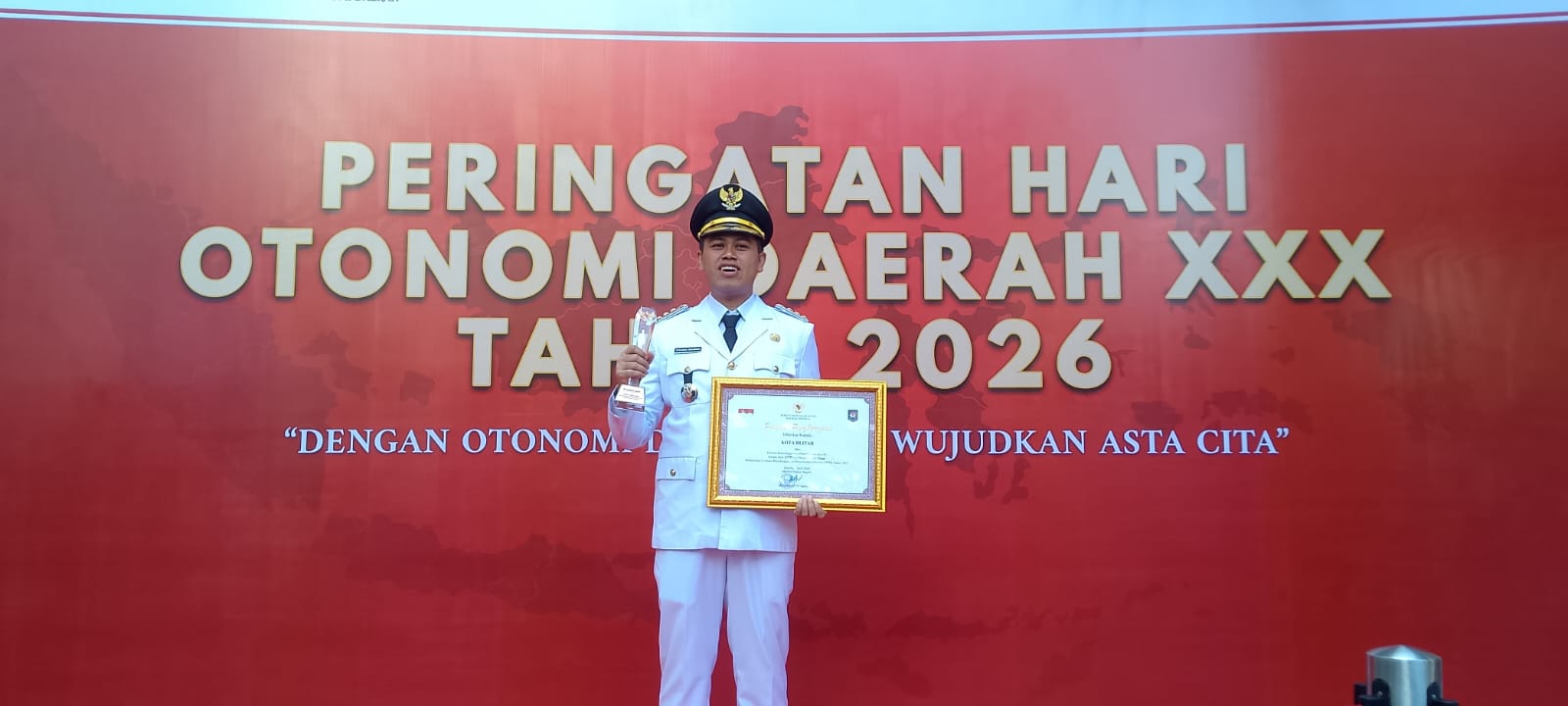 Komitmen Penuhi Standar Pelayanan, Kota Blitar Raih Peringkat Tiga Nasional di Peringatan Otoda 2026