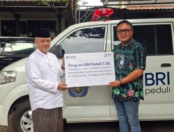 BRI Salurkan Ambulans untuk Ponpes Raudlatul Ulum 2, Dukung Layanan Kesehatan 1.200 Santri