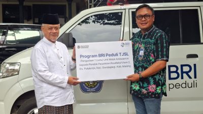 BRI Salurkan Ambulans untuk Ponpes Raudlatul Ulum 2, Dukung Layanan Kesehatan 1.200 Santri