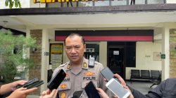 Pria Diduga Depresi Acungkan Sajam dan Resahkan Pengguna Jalan di Sumberpucung