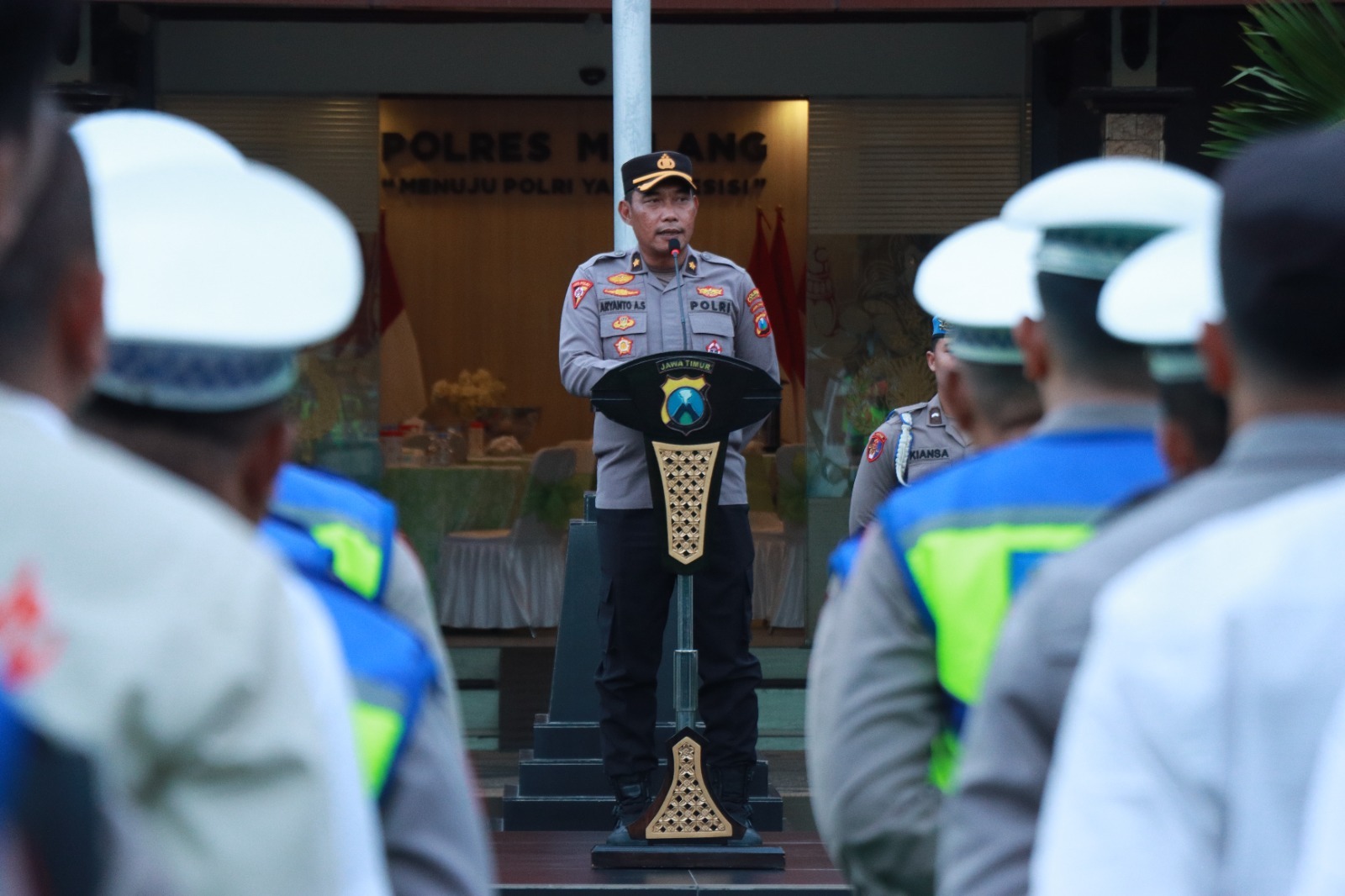 Polres Malang Kerahkan Ratusan Personel Amankan Malam Takbir Iduladha 1447 H
