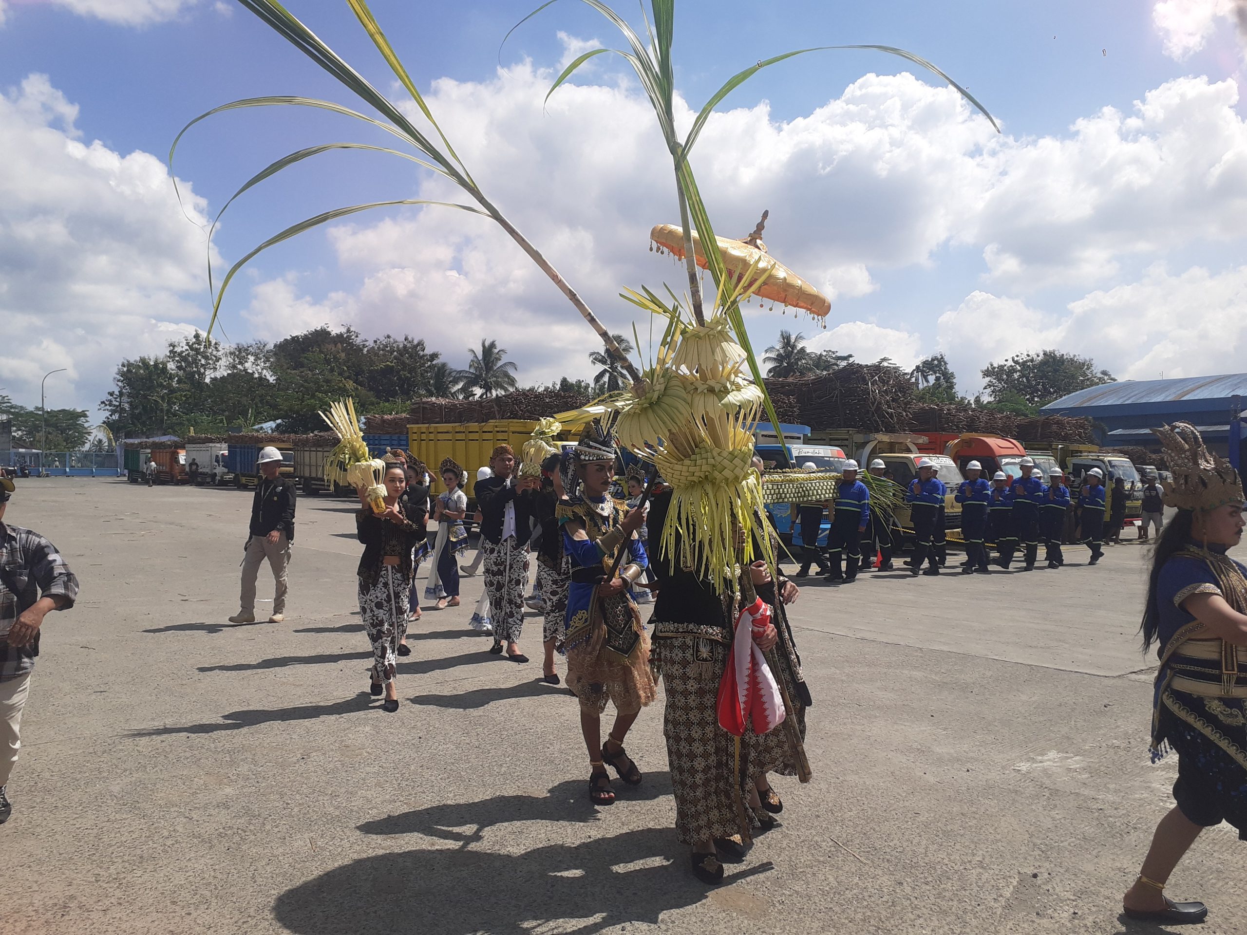 Manten Tebu Tandai Awal Musim Giling PG RMI, Target Produksi Gula Capai 128 Ribu Ton