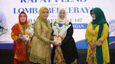 Peringati Hari Kartini ke-147, IWAPI Lamongan Dorong Perempuan Menjadi Penggerak Ekonomi Berbasis Budaya