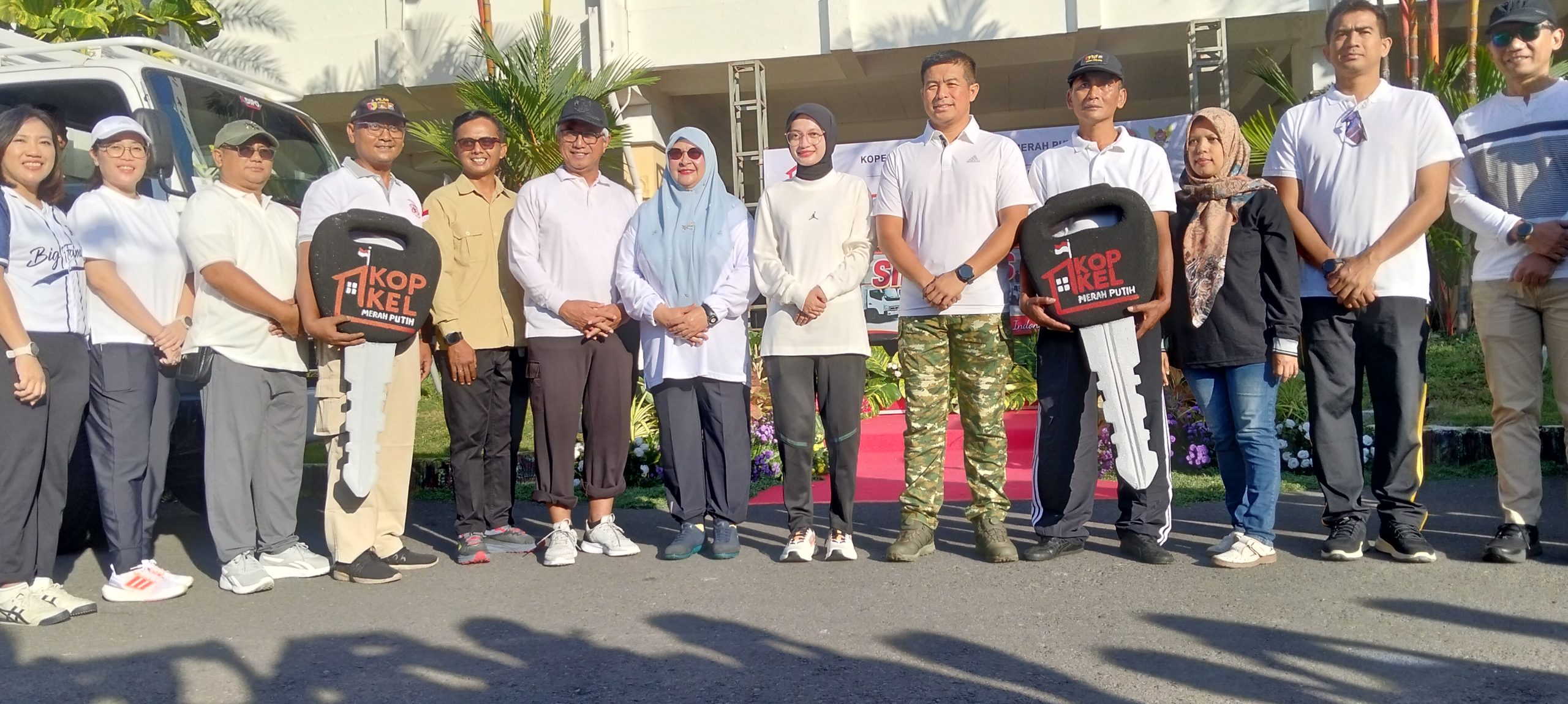 Pemkot Kediri Serahkan Kendaraan Operasional untuk Koperasi Merah Putih, Perkuat Ekonomi Kerakyatan