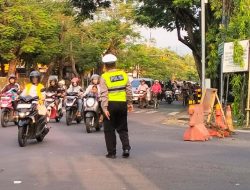 AKP Henry Setiyawan Hadirkan Rasa Aman Lewat Kegiatan “Sapa Pagi” di Simpang Empat Veteran Kota Kediri