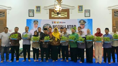 Ngopi Latar Mojoroto Jadi Ruang Konsolidasi Tiga Pilar, 10 Ribu Bibit Sayuran Digelontor untuk Gerakan Pangan Mandiri