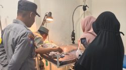 Pemulung Temukan Bayi Dalam Kardus di Warung Pecel Tengah Sawah, Polisi Selidiki Orang Tua Pembuangnya
