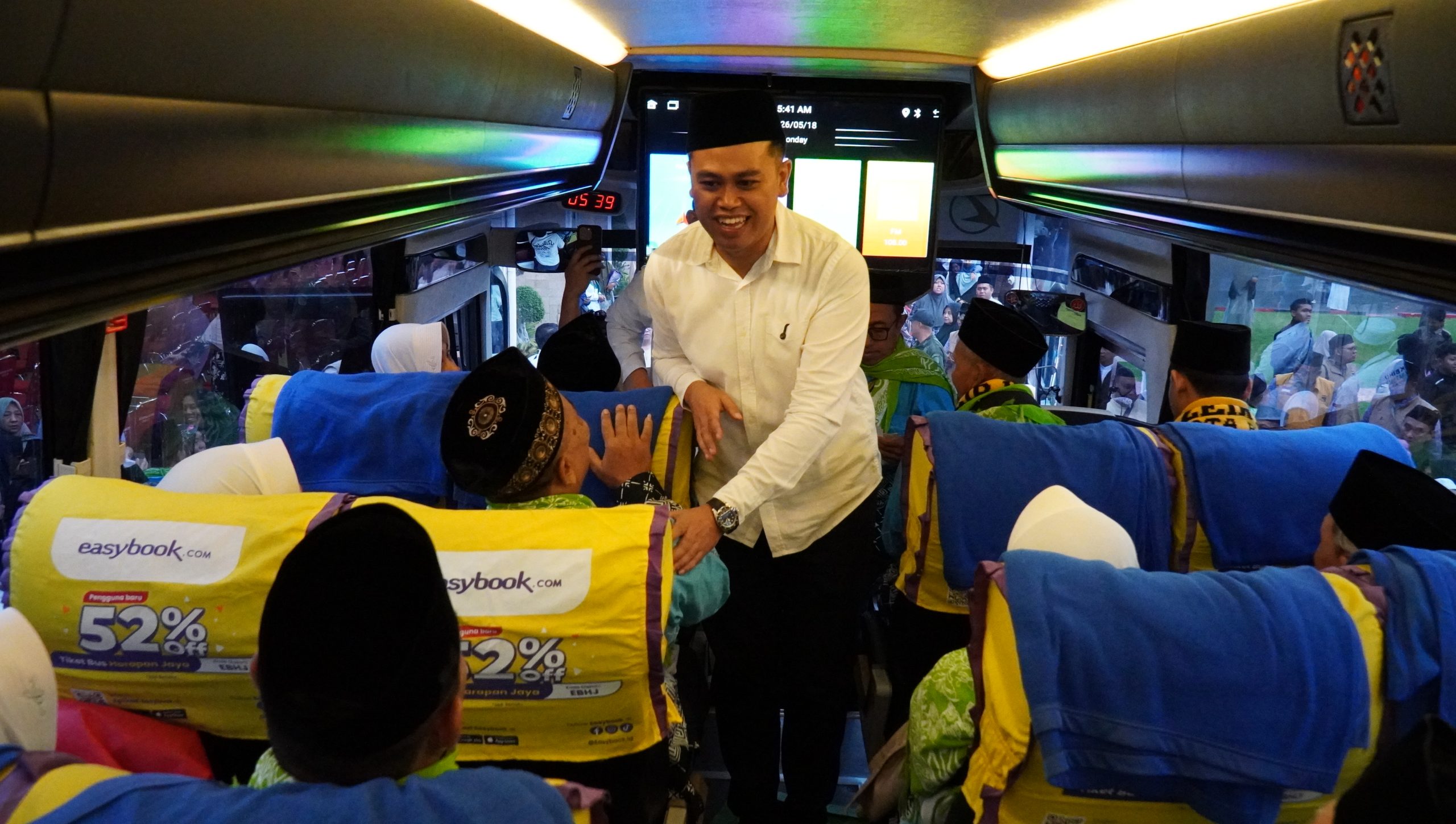 Ratusan CJH Kota Blitar Diberangkatkan ke Tanah Suci, Wali Kota Ingatkan Jaga Kesehatan
