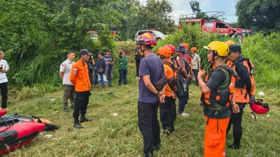 Cari Ikan Mabuk di Sungai Brantas, Warga Tulungagung Terpeleset dan Dilaporkan Hilang